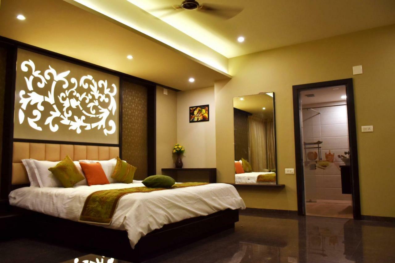 Hotel Opulence Nadiād Εξωτερικό φωτογραφία